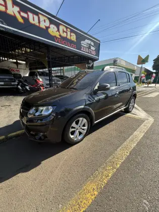 RENAULT SANDERO 1.6 STEPWAY 8V FLEX 4P MANUAL