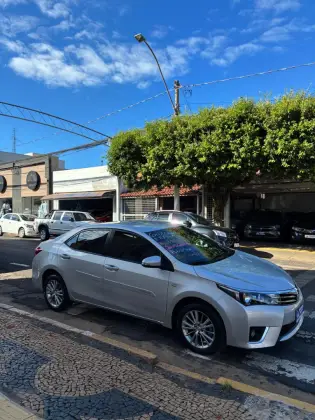 TOYOTA COROLLA 1.8 GLI 16V FLEX 4P AUTOMÁTICO