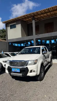 TOYOTA HILUX 2.7 SR 4X2 CD 16V FLEX 4P AUTOMÁTICO