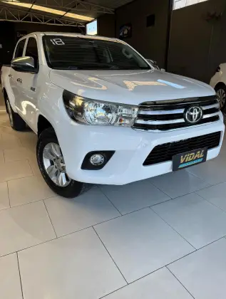 TOYOTA HILUX 2.8 NARROW 4X4 CD 16V DIESEL 4P MANUAL
