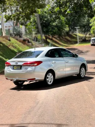 TOYOTA YARIS 1.5 16V FLEX SEDAN XL MULTIDRIVE