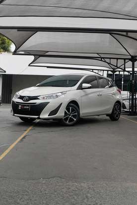 TOYOTA-YARIS-2020