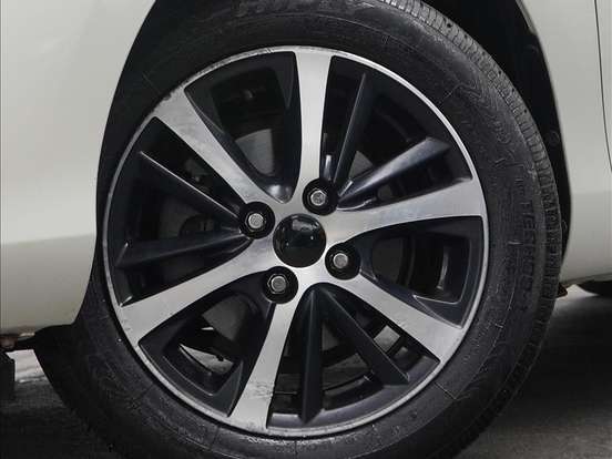 TOYOTA-YARIS-1.3 16V FLEX XL LIVE MULTIDRIVE TOYOTA-YARIS-2020