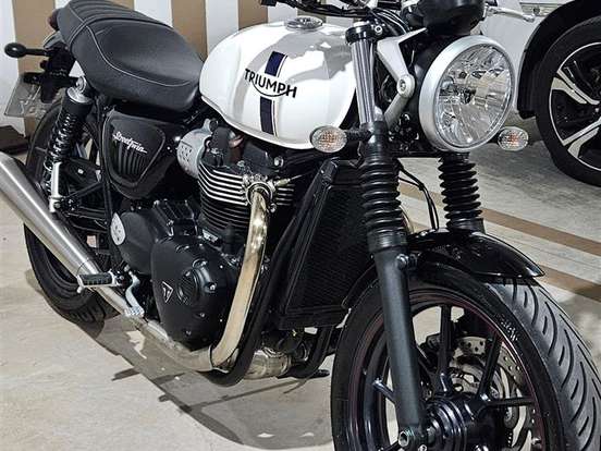 TRIUMPH-STREET TWIN TRIUMPH-STREET TWIN-2018