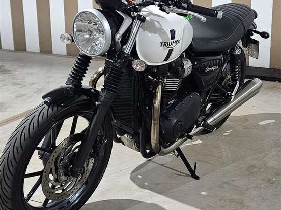 TRIUMPH-STREET TWIN TRIUMPH-STREET TWIN-2018