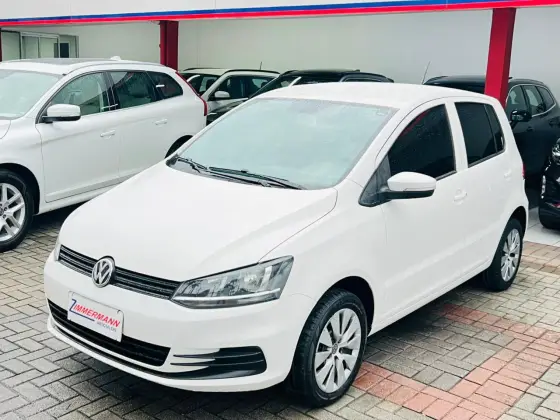 VOLKSWAGEN FOX 1.0 MPI TRENDLINE 12V FLEX 4P MANUAL