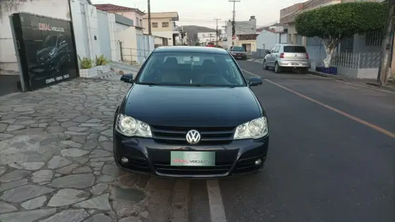 VOLKSWAGEN GOLF 2.0 MI SPORTLINE 8V FLEX 4P TIPTRONIC