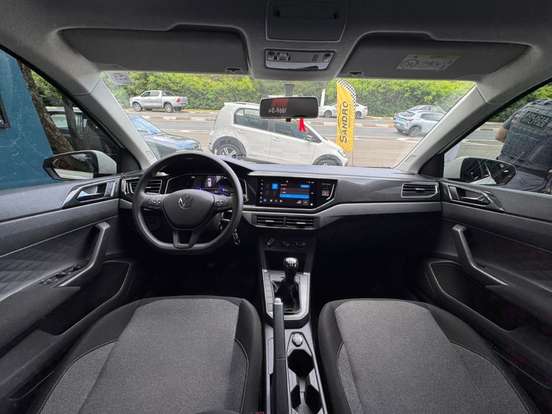 VOLKSWAGEN-POLO-2024