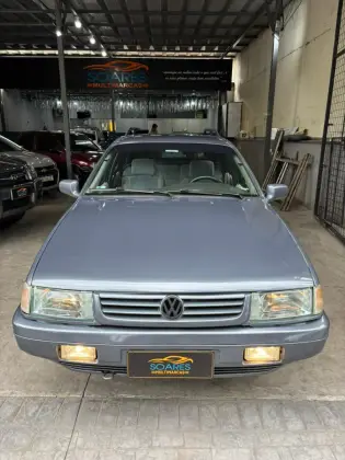 VOLKSWAGEN QUANTUM 2.0 MI FAMILY 8V GASOLINA 4P MANUAL