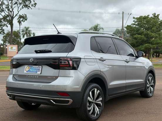 VOLKSWAGEN-T-CROSS-2023