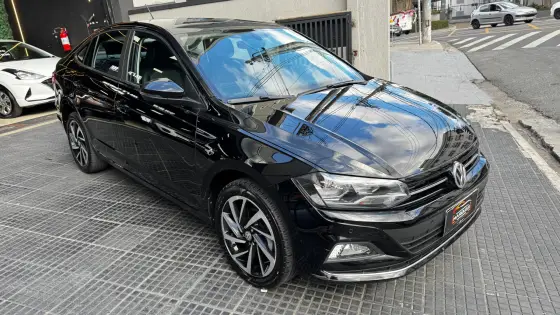 VOLKSWAGEN VIRTUS 1.0 200 TSI HIGHLINE AUTOMÁTICO