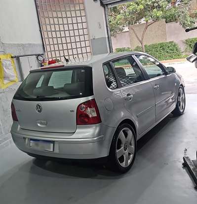 VOLKSWAGEN-POLO-2002