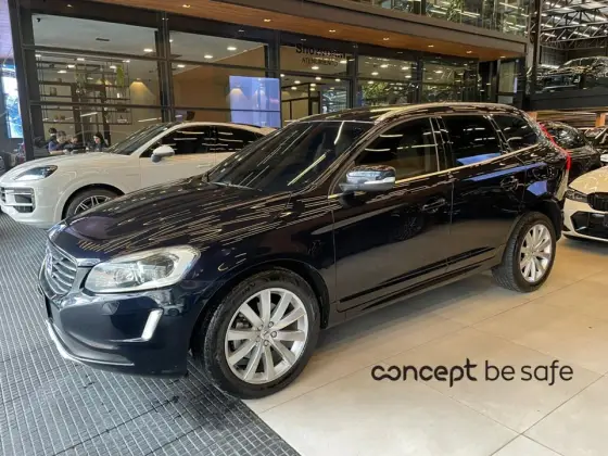 VOLVO XC60 2.0 T5 KINETIC GASOLINA 4P AUTOMÁTICO