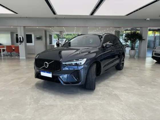 VOLVO XC60 2.0 T8 RECHARGE ULTIMATE DARK AWD GEARTRONIC