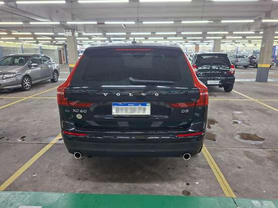VOLVO-XC60-2.0 D5 DIESEL MOMENTUM AWD GEARTRONIC VOLVO-XC60-2018