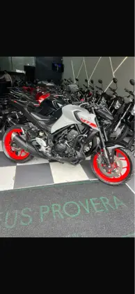YAMAHA MT-03 ABS YAMAHA MT-03 ABS