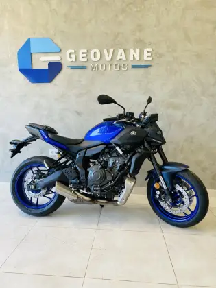 YAMAHA MT-07 CONNECTED ABS 