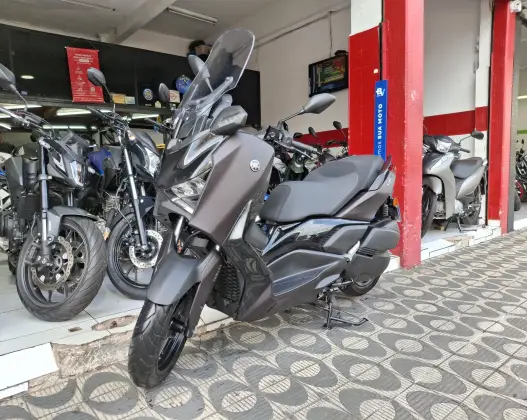 YAMAHA XMAX 300 CONNECTED ABS 