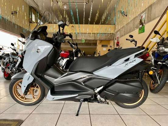 YAMAHA-XMAX 300 CONNECTED ABS YAMAHA-XMAX 300 CONNECTED ABS-2025