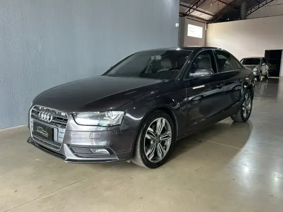 AUDI A4 2.0 TFSI AMBIENTE AVANT 180CV GASOLINA 4P MULTITRONIC