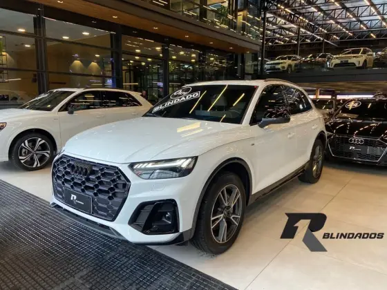 AUDI Q5 2.0 55 TFSIE PHEV PERFORMANCE BLACK QUATTRO S TRONIC
