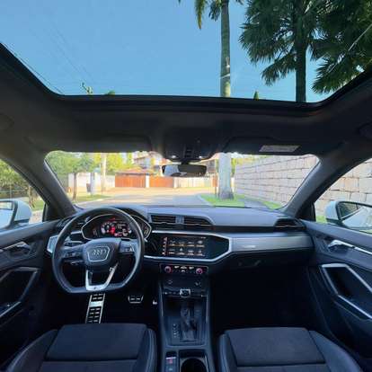 AUDI-Q3-2022