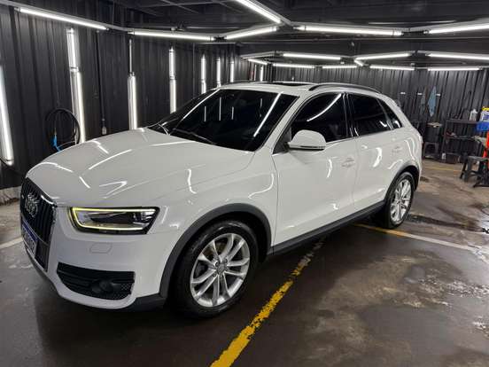 AUDI-Q3-2014