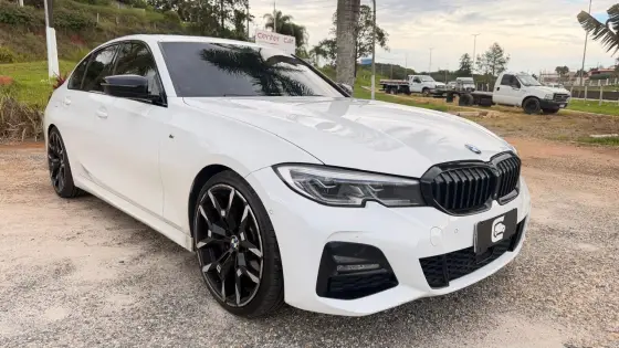 BMW 330i 2.0 16V TURBO GASOLINA SPORT AUTOMÁTICO