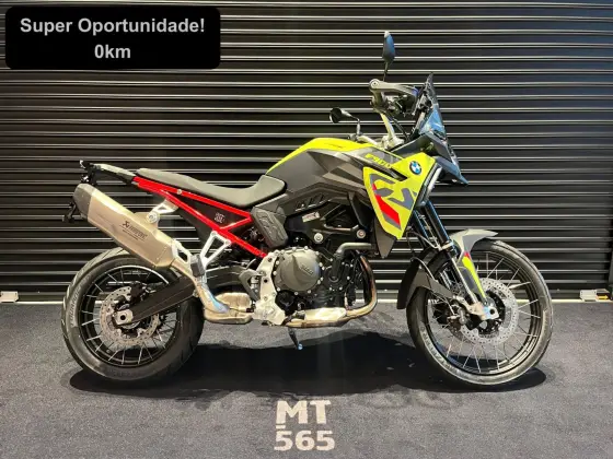 BMW F 900 GS PLUS 