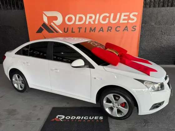 CHEVROLET CRUZE 1.8 LT 16V FLEX 4P AUTOMÁTICO CHEVROLET CRUZE 1.8 LT 16V FLEX 4P AUTOMÁTICO