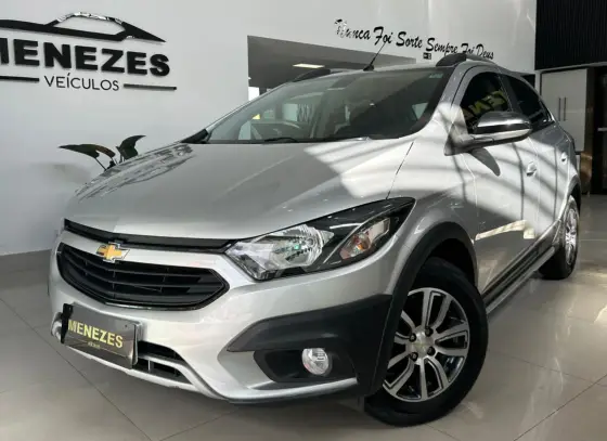 CHEVROLET ONIX 1.4 MPFI ACTIV 8V FLEX 4P AUTOMÁTICO