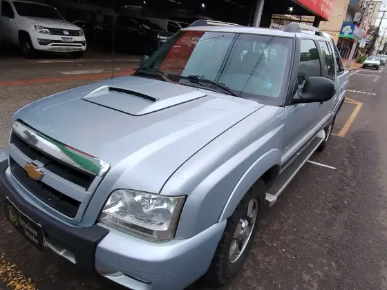 CHEVROLET S10 2.8 EXECUTIVE 4X4 CD 12V TURBO ELECTRONIC INTERCOOLER DIESEL 4P MANUAL