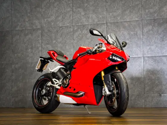 DUCATI SUPERBIKE 1199 PANIGALE S 