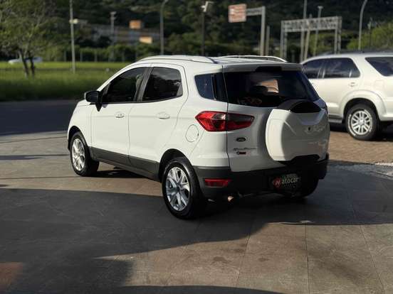 FORD-ECOSPORT-2.0 TITANIUM 16V FLEX 4P AUTOMÁTICO FORD-ECOSPORT-2014