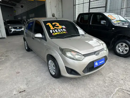 FORD-FIESTA-2012