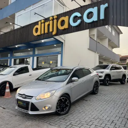 FORD FOCUS 2.0 TITANIUM SEDAN 16V FLEX 4P POWERSHIFT
