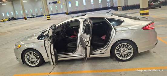 FORD-FUSION-2013