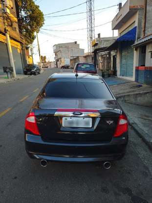 FORD-FUSION-2009