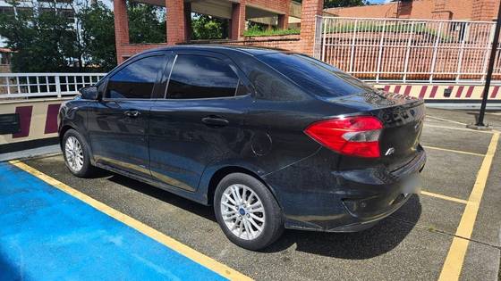 FORD KA 1.5 TI-VCT FLEX TITANIUM AUTOMÁTICO