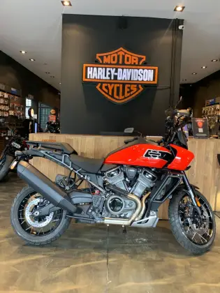 HARLEY-DAVIDSON PAN AMERICA 1250 S 