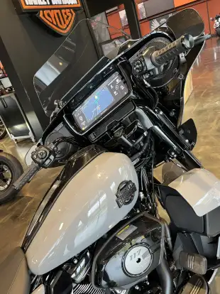 HARLEY-DAVIDSON-STREET GLIDE LIMITED-2026