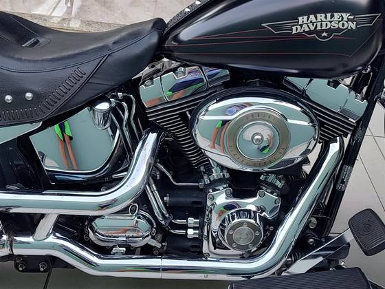 HARLEY-DAVIDSON FAT BOY FLSTF 