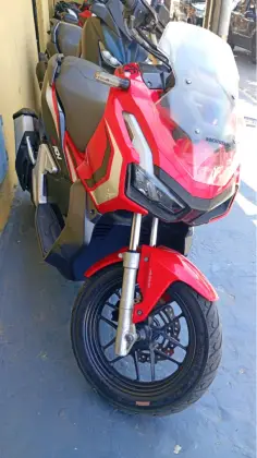 HONDA ADV 