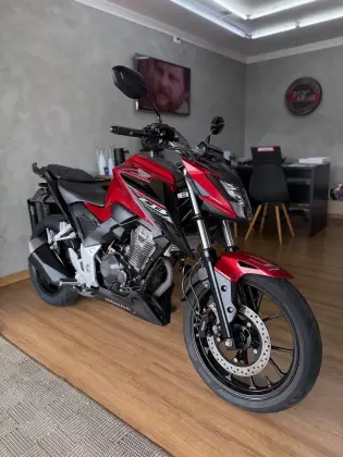 HONDA CB 300F TWISTER CBS 