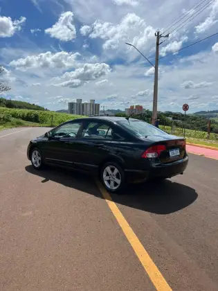 HONDA CIVIC 1.8 LXS 16V FLEX 4P MANUAL HONDA CIVIC 1.8 LXS 16V FLEX 4P MANUAL