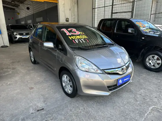 HONDA FIT 1.4 LX 16V FLEX 4P MANUAL