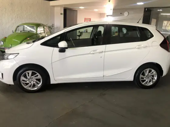 HONDA FIT 1.5 LX 16V FLEX 4P AUTOMÁTICO