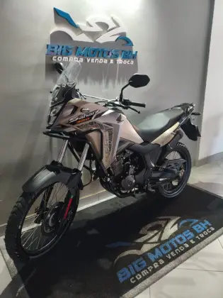 HONDA XRE 300 SAHARA ADVENTURE 
