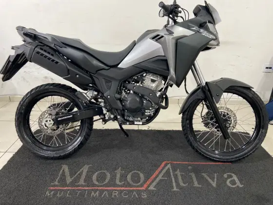 HONDA XRE 300 SAHARA 