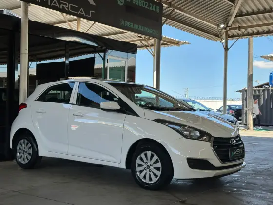 HYUNDAI HB20 1.0 COMFORT PLUS 12V FLEX 4P MANUAL